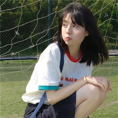 五个相扑的少年